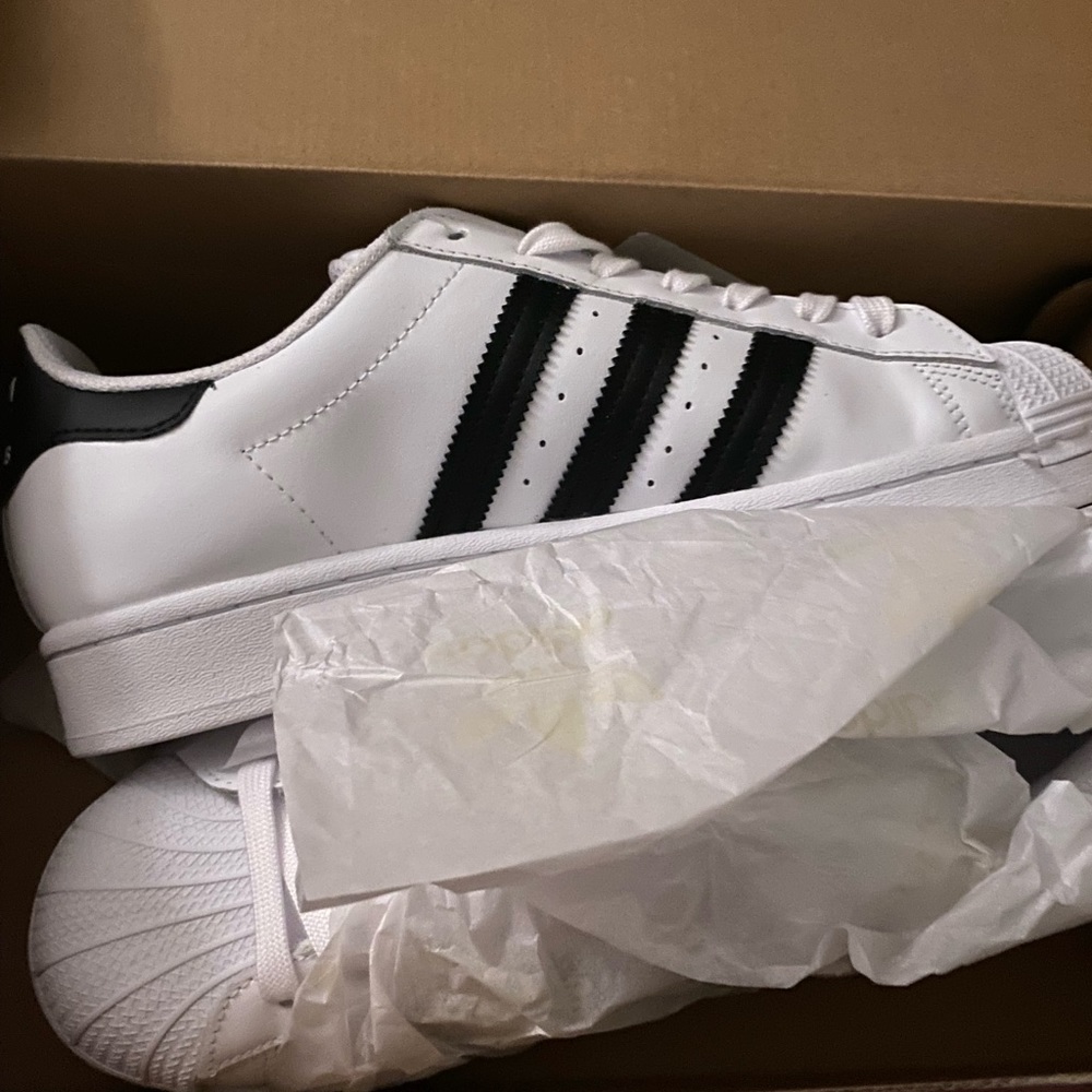 Adidas superstar